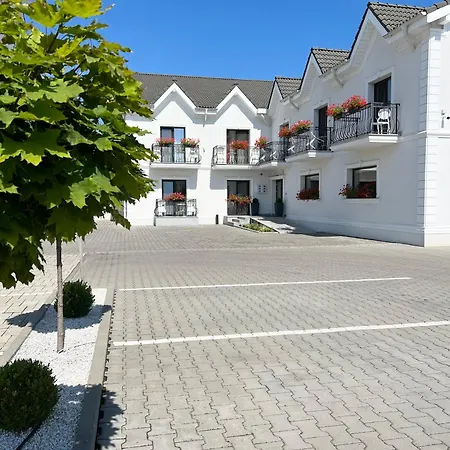 Krystal Boutique Mansion