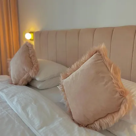 Krystal Boutique Mansion 4*