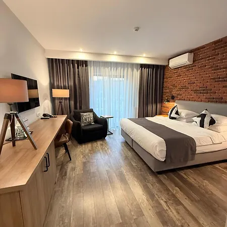 Krystal Boutique Mansion