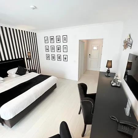 Krystal Boutique Mansion Hotel