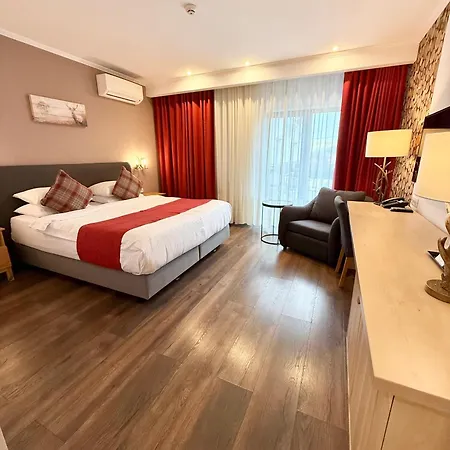 Krystal Boutique Mansion