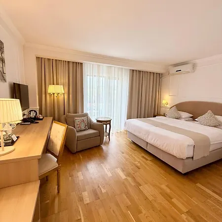 Krystal Boutique Mansion Hotel Hunedoara
